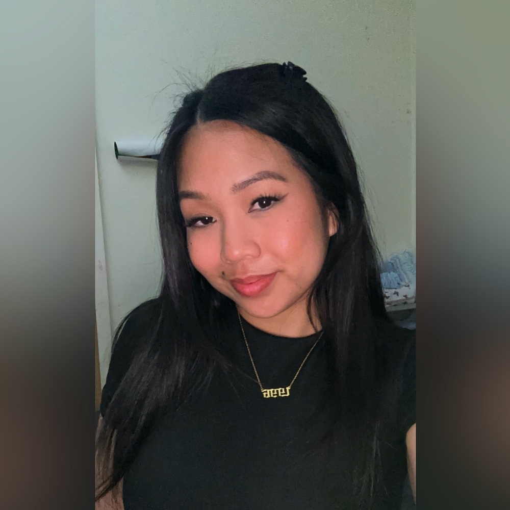Meet your Posher, Khrystal